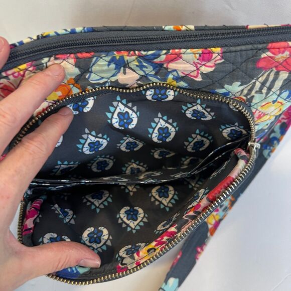 Vera Bradley Little Hipster Crossbody Bag 'Pretty Posies' Quilted Boho Compact - Picture 8 of 11